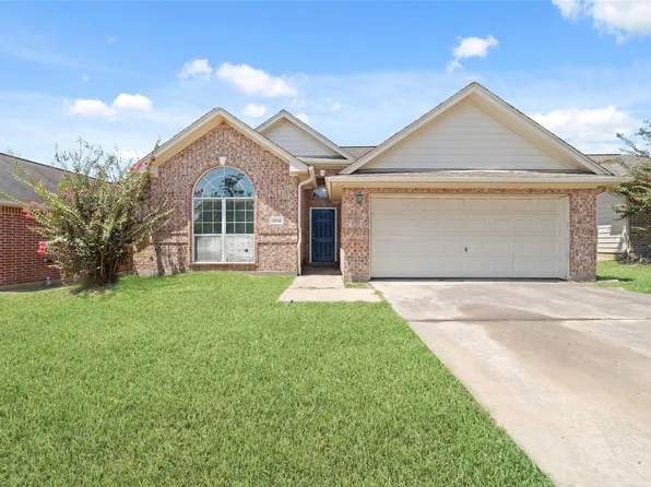 1014 Oak Glen Dr, Willis, TX 77378