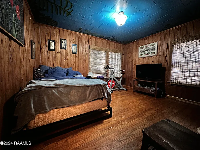 115 Fallbrook Ave — Photo 12