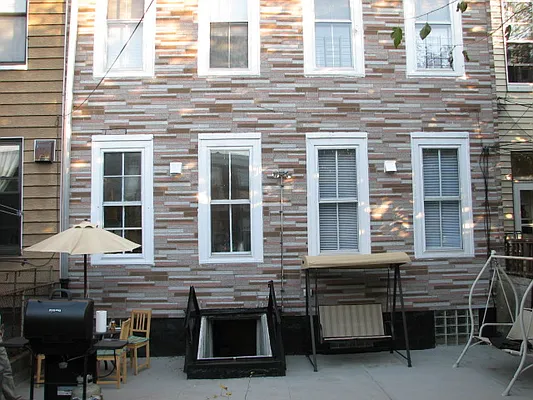 Rented by Brian Byfield, LREB | media 10
