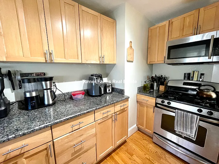 12 Evergreen Ave #3 — Photo 14
