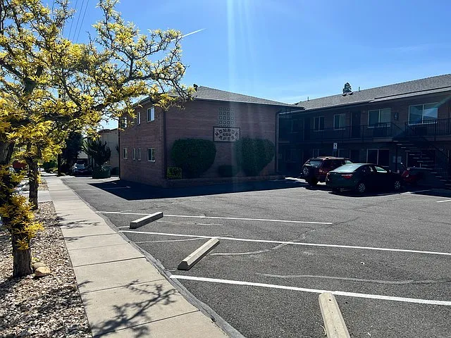 1 bed, 550 sqft, $1,200 — Photo 1