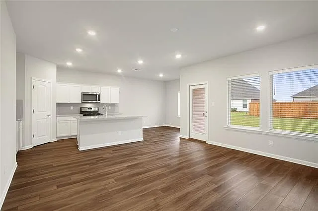 541 New Basin Rd — Photo 2