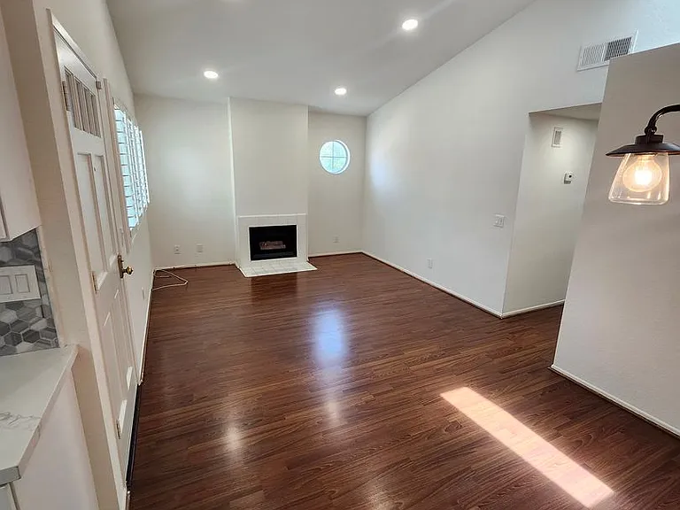 7691 Haven Ave #F — Photo 15