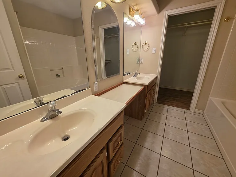 123 Wayside Ln — Photo 9