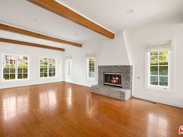 2980 Haddington Dr — Photo 3