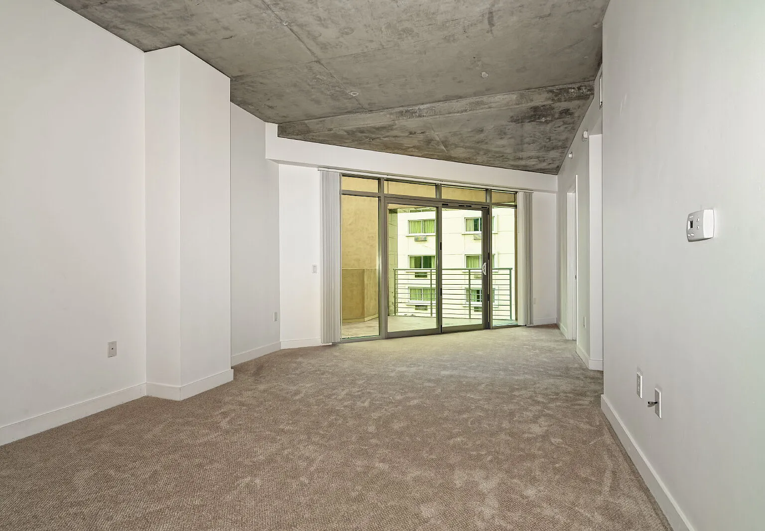 801 Ash St — Photo 4