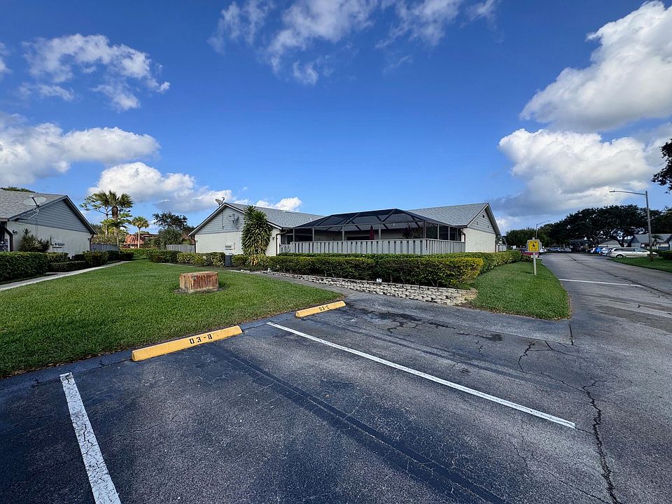 1st image of 1303 Peppertree Trail #C