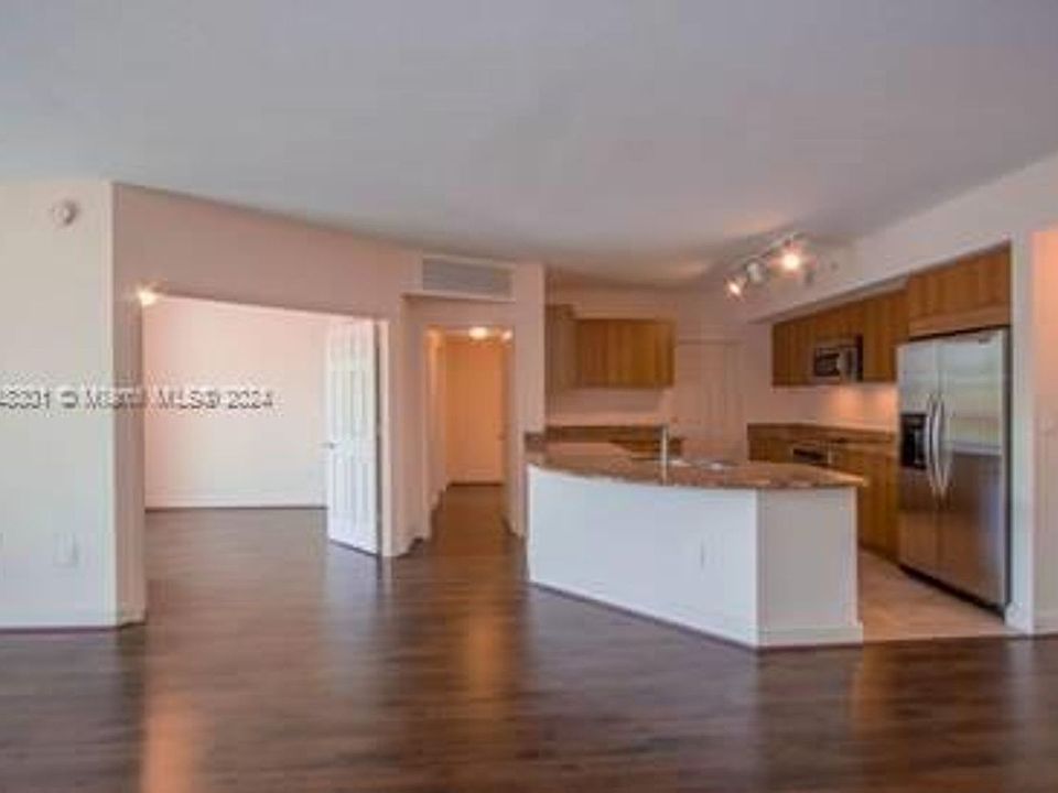 1st image of 510 NW 84th Ave APT 530