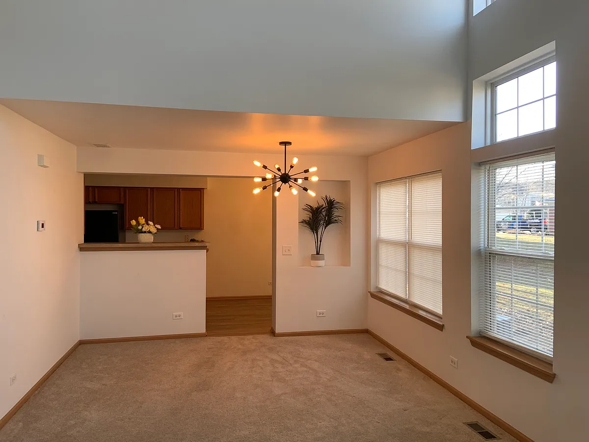 Building Photo - 1811 Waverly Way