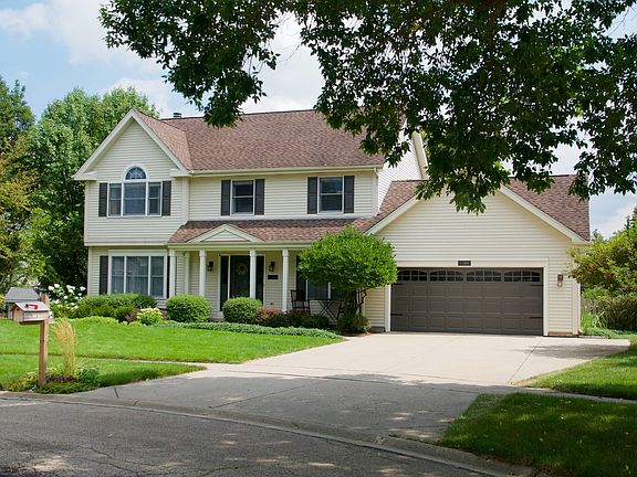 2nd image of 2413 Smalley Ct