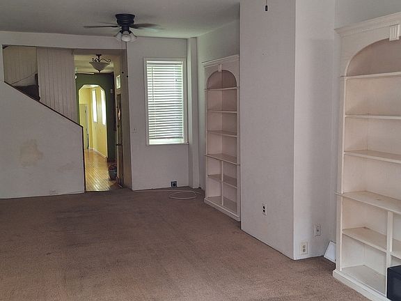 3rd image of 1120 S Highland Ave