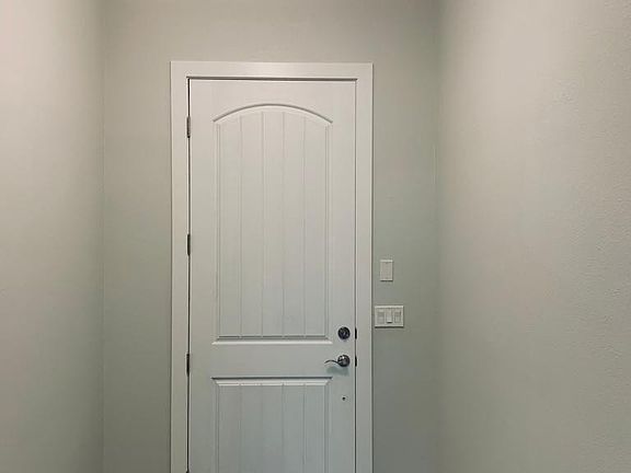 3rd image of 7853 Enchanted View Dr