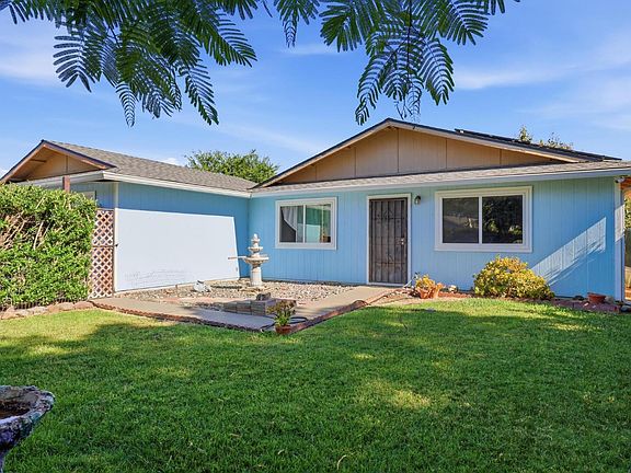 4th image of 1105 Juniper Dr