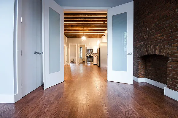 Rented by MySpaceNYC | media 18