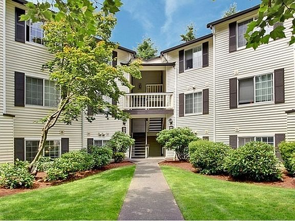 Exterior of Greystone Meadows