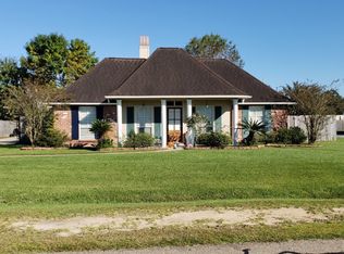 24586 Rolling Meadow Dr, Denham Springs, LA 70726