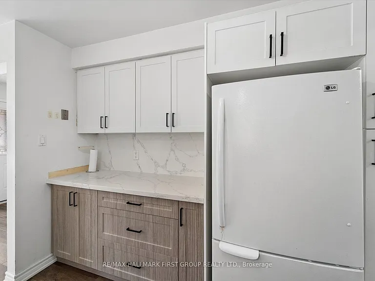 747 Stonepath Cir — Photo 10
