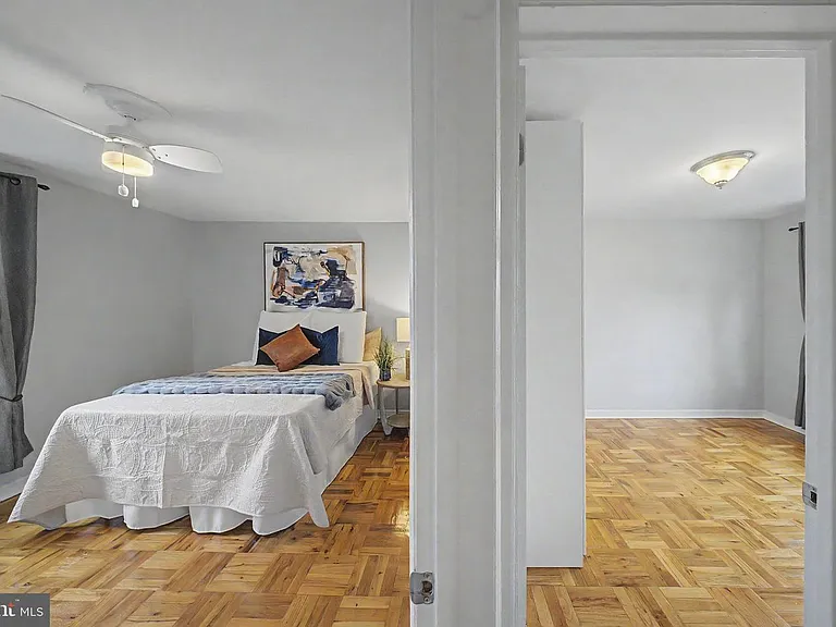 6607 Potomac Ave #C2 — Photo 17