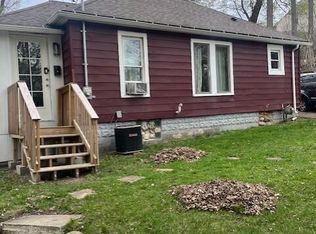 1427 Charles Ave, Kalamazoo, MI 49048