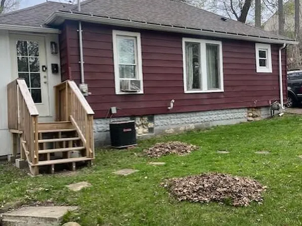 1427 Charles Ave, Kalamazoo, MI 49048