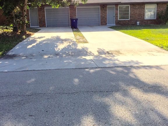 2225/2227 Virginia Ave