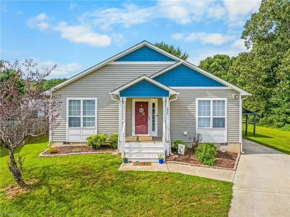 555 Brown Stone Ct, Kernersville, NC 27284