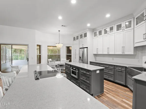 6539 Redfield St, Navarre, FL 32566