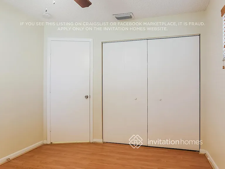 4915 SW 12th St — Photo 14