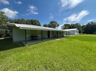445 Jones St, Bridge City, TX 77611