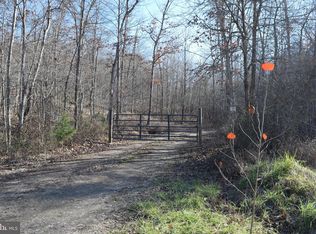 Posey Hollow Rd, Berkeley Springs, WV 25411