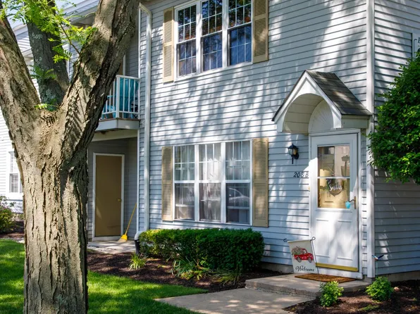 208B Sedgefield Dr #208, Mount Laurel, NJ 08054