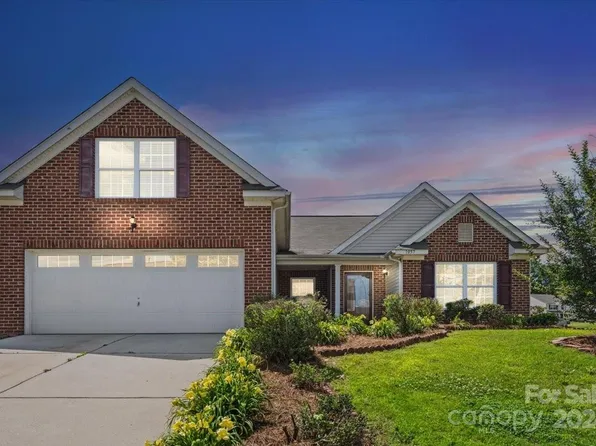 1057 Silverberry St, Gastonia, NC 28054