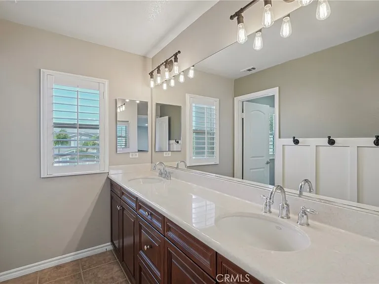 7961 Spaniel Ct — Photo 28