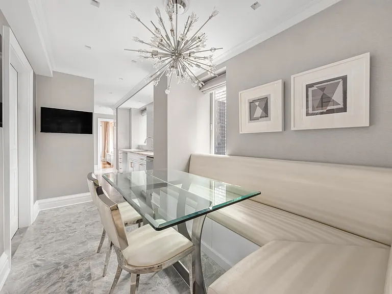 502 Park Ave #Penthouse 27 — Photo 14