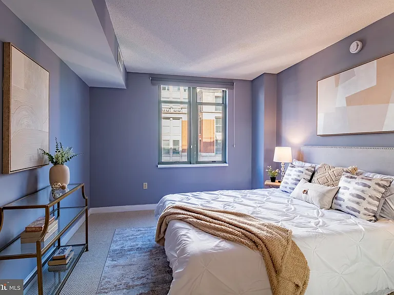 1150 K St NW #1008 — Photo 25