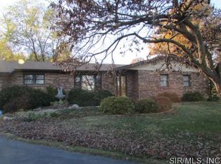 6406 Humbert Rd, Godfrey, IL 62035