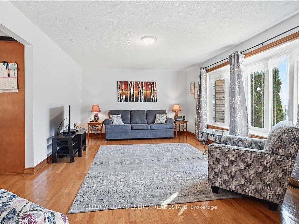 1st image of 65 Irwin Rd