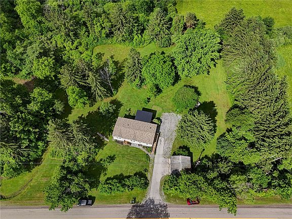 4th image of 5420 Middle Rd
