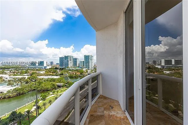 16001 Collins Ave #1106 — Photo 26