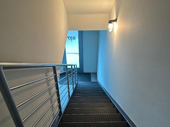 5th image of 937 E Santa Ana Blvd