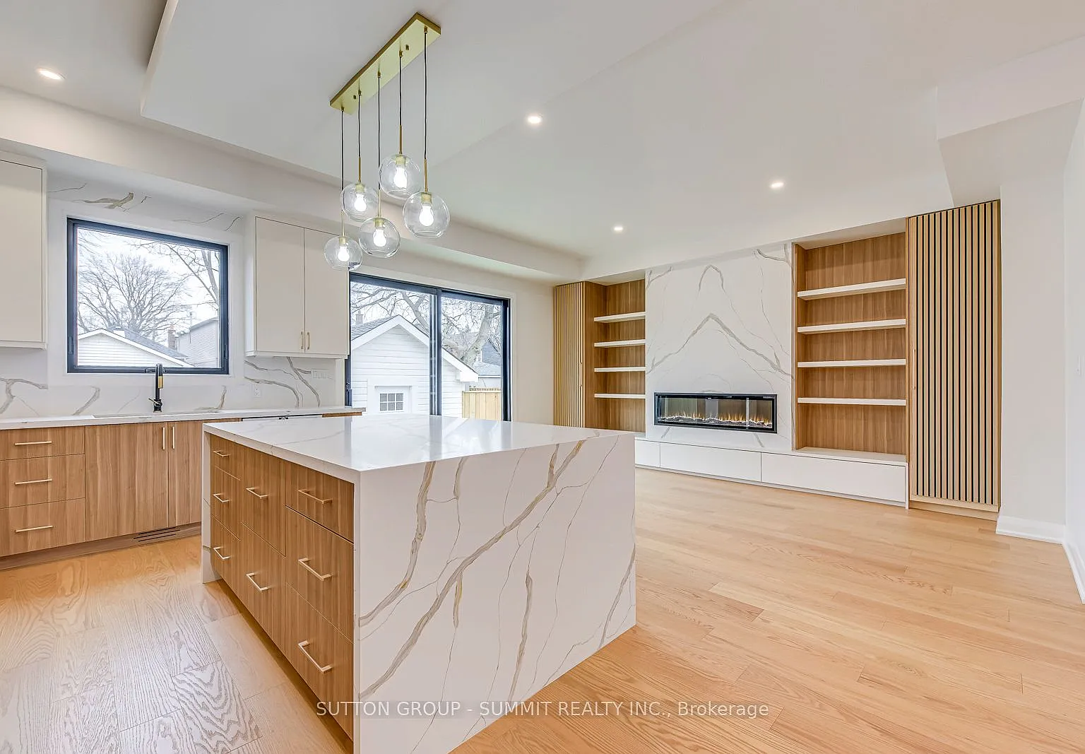 4 bed, $5,850 — Photo 3