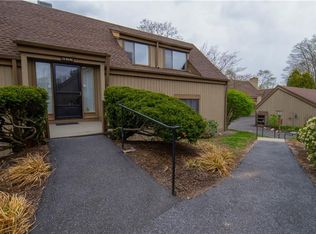 78 Heritage Vlg #E, Southbury, CT 06488