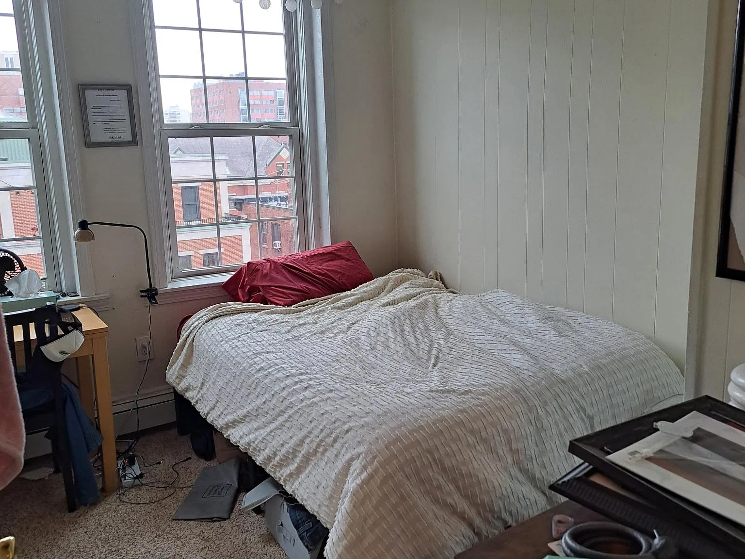 2 bed, 1000 sqft, $3,300 — Photo 2