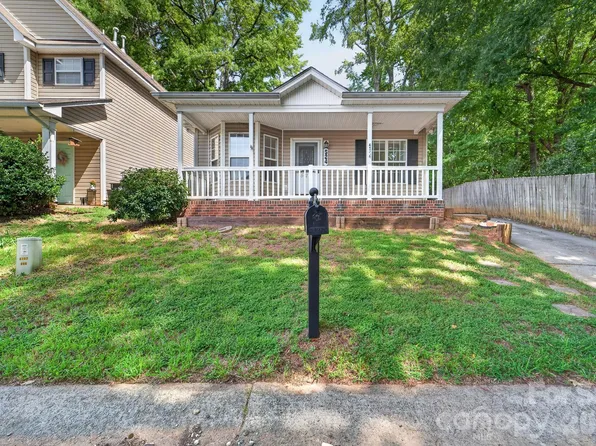 524 Jakes Ridge Ln, Mooresville, NC 28115