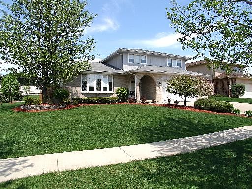 1st image of 13240 Baywood Ln