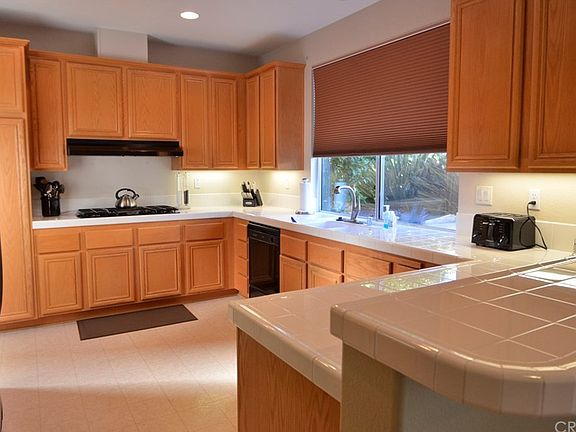 3rd image of 28703 Rock Canyon Dr