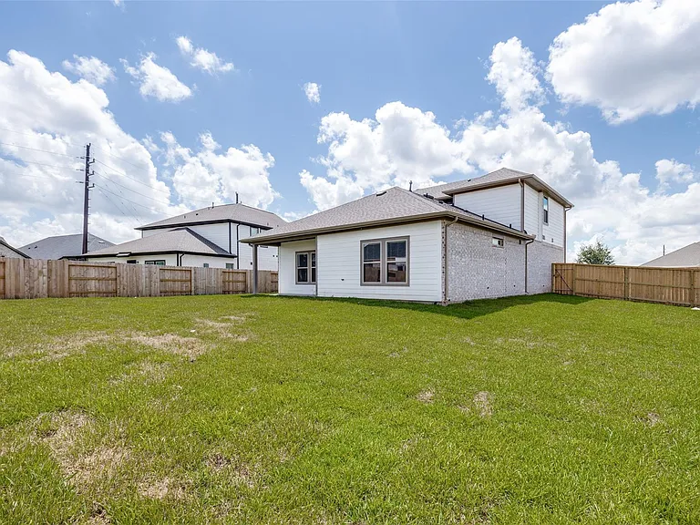 5218 Pecan Orchard Trl — Photo 12