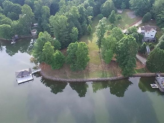 2nd image of 130 Waterside Dr #271