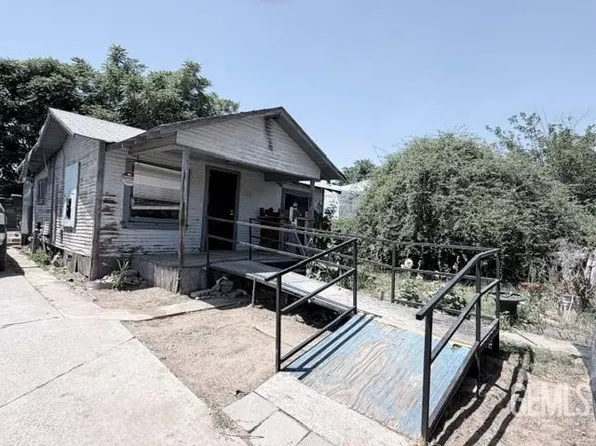 527 Locust St, Bakersfield, CA 93308