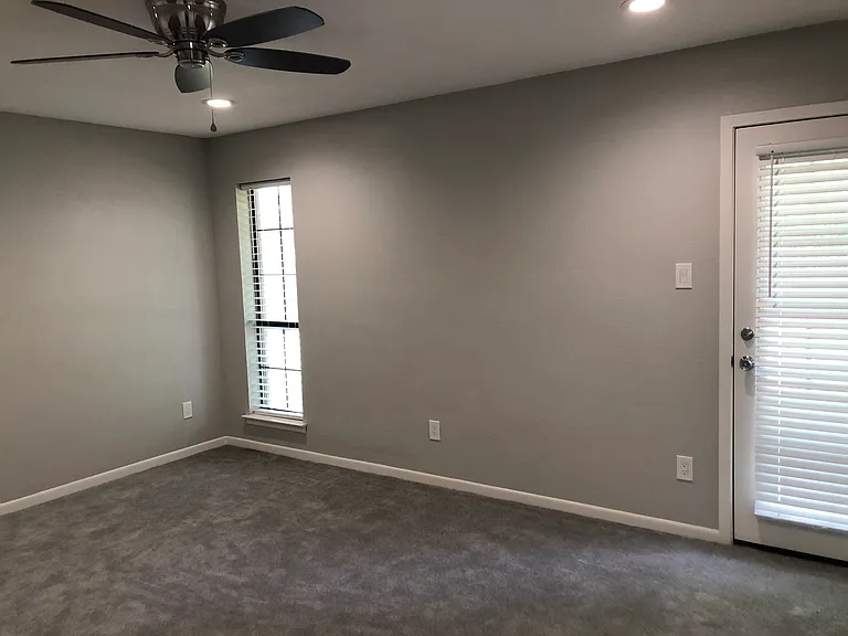 15970 Echo Glen Dr — Photo 9
